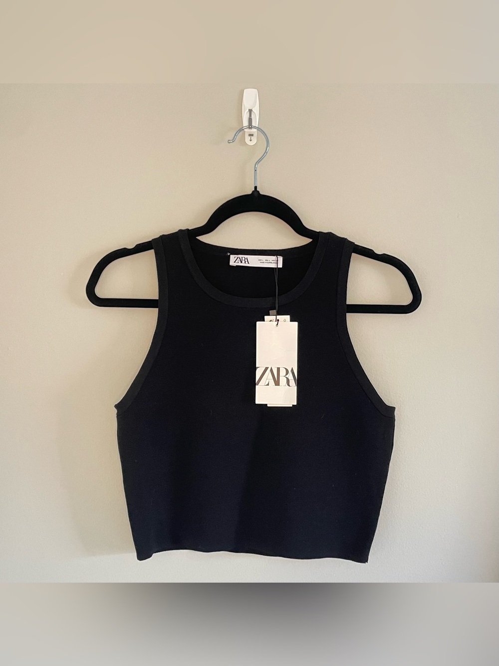 Zara Round Neck Cropped Tank Top, Black, Size L, NWT